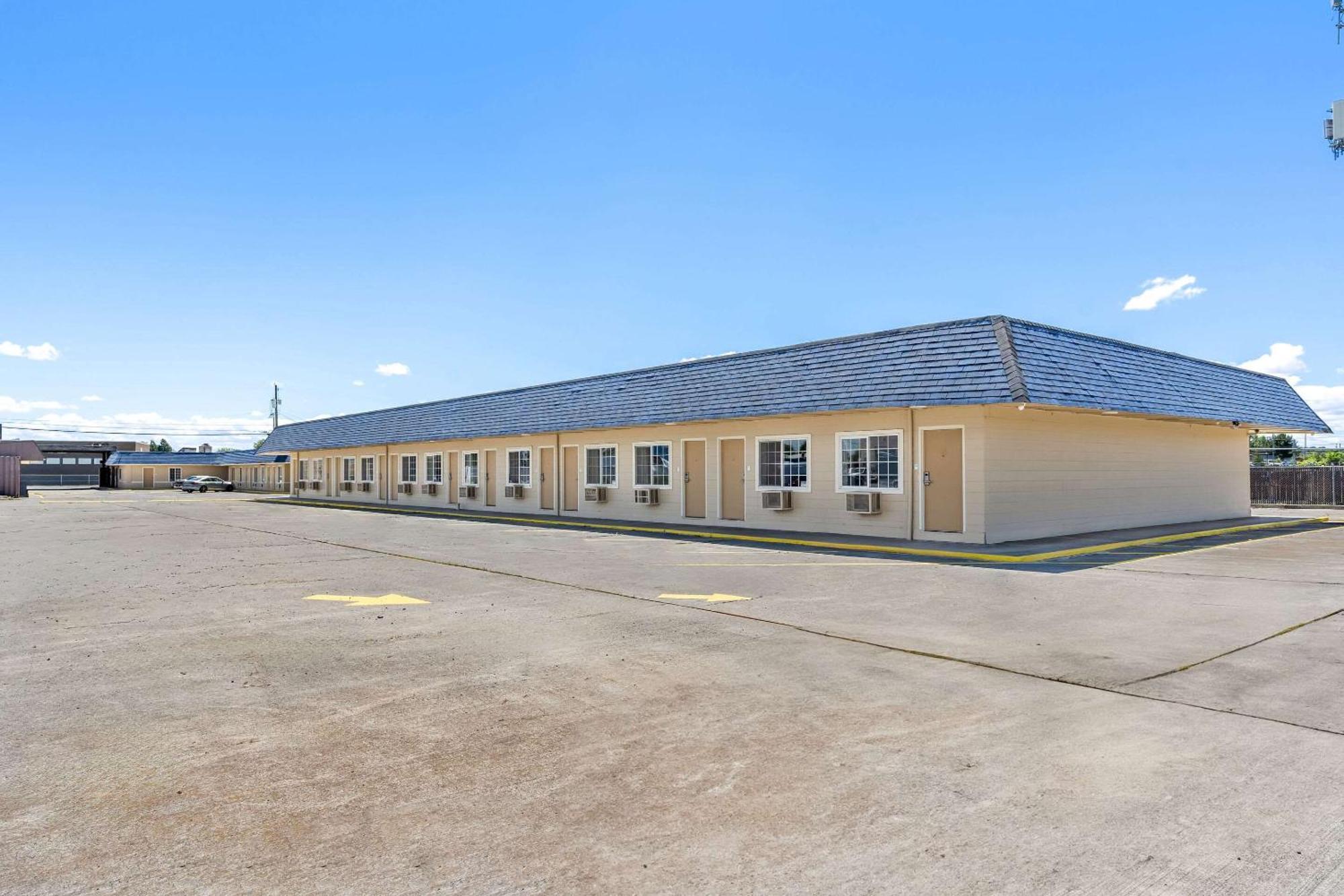 Knights Inn Hermiston Exterior foto