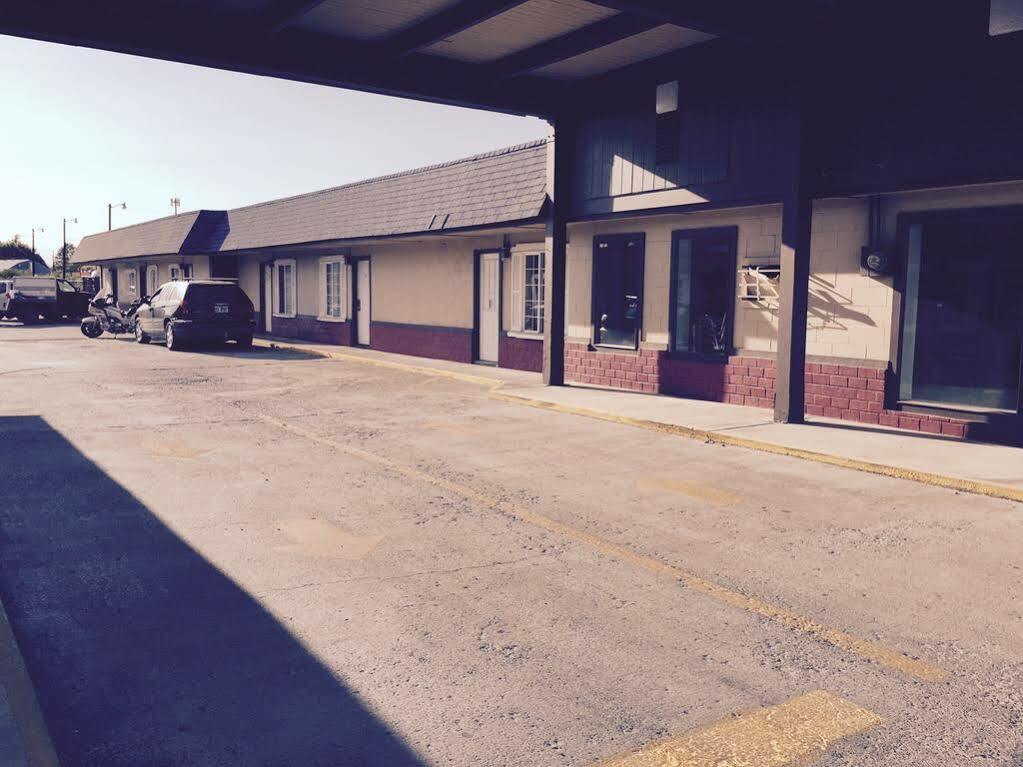Knights Inn Hermiston Exterior foto